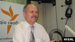 Василь Яструбінський у студії Радіо Свобода