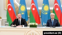 Azərbaycan və Qazaxıstan prezidentləri mətbuata bəyanatlarla çıxış ediblər.