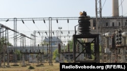 Луганська ТЕС у місті Щастя поблизу Луганська до 25 квітня постачала електроенергію по обидва боки лінії фронту