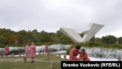 Šumarice, poema “Kad nevine duše odlaze”, 21. oktobar 2011.