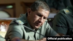 ՀՀ ԶՈՒ գլխավոր շտաբի նախկին պետ Օնիկ Գասպարյան, արխիվ