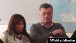 Члены парламентской фракции «Наследия» Рубен Акопян и Заруи Постанджян 