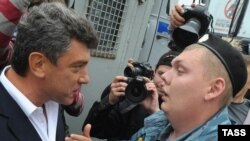 Диалог между обществом и милицией возможен