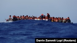 Мігранти шукають різні шляхи, щоб дістатися країн Європейського союзу (фото ілюстративне)