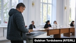 Кыргызстанда өткөн шайлоолордун бири.
