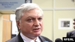 Министр иностранных дел Армении Эдвард Налбандян (архив)