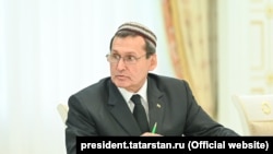 Рашид Мередов занимает должность Министра иностранных дел с июля 2001 года