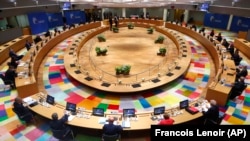 ԵՄ անդամ պետությունների ղեկավարները գագաթնաժողովին, 17 հուլիսի, 2020թ.