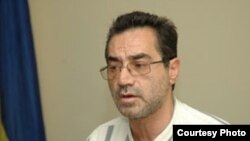 Երեւանի Թատրոնի եւ կինոյի ինստիտուտի ռեկտոր Արմեն Մազմանյանը: