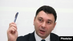 Ազգային ժողովի փոխնախագահ Էդուարդ Շարմազանովը: