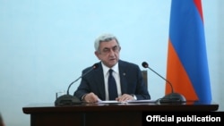 Նախագահ Սերժ Սարգսյանը ԵԱՀԿ երկրների դեսպանների հետ հանդիպման ժամանակ, 4-ը ապրիլի, 2016թ.