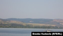 Čišćenje od kasetnih bombi započelo je na Dunavu