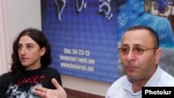 Մարիամ Սուխուդյանը եւ Տիգրան Հայրապետյանը մամլո ասուլիսի ժամանակ, 22.07