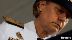 ԱՄՆ Զինված ուժերի առափնյա պաշտպանության ուժերի նորանշանակ հրամանատար, կին ծովակալ Լինդա Ֆեյգանը, Վաշինգտոն, 1-ը հունիսի, 2022թ.