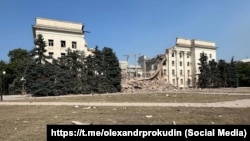 Російські КАБи 5 червня зруйнували Херсонську ОДА, головну адміністративну споруду Херсона. Україна, 5 червня 2025 року