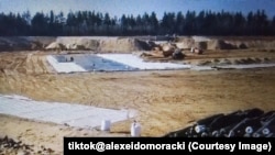 Будаўніцтва адстойніка для фэкаліяў ля Жодзіна, скрыншот з відэа tiktok.com/@alexeidomoracki