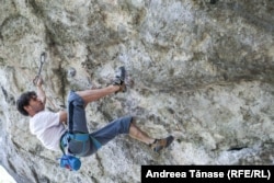 Claudiu Miu, founder of the Climb Again Association, during a training session in Sinaia