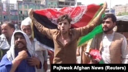 Ооганстандын Жалалабад шаарындагы талибдерге каршы митинг, 18-август 2021-жыл. 