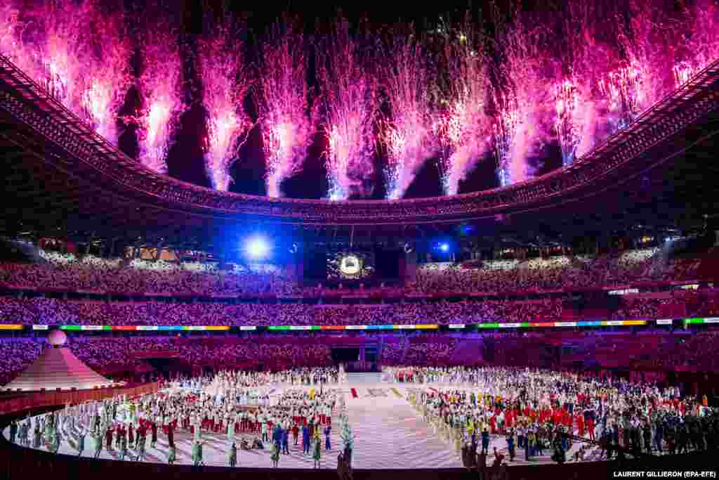 Церемония длилась четыре часа