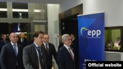 Президент Армении Серж Саргсян на саммите ЕНП в Брюсселе, 23 ноября 2017 г.