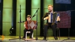 "Туган тел"не җырлаучы өч яшьлек Ибраһим