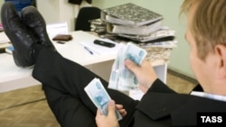 Взгляд общественности на коррупцию в России отражает реальную картину, считает эксперт