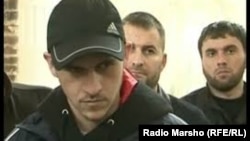 Темишев Ислам, МахкатIера тIемало, цо кховдийначу хааман гIоьнца байъира Iедало дахначу Iай вежарий ГакаевгIар Муслим а, Хьусайн а, церан 9 накъост а.