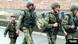 Правозащитники опасаются, что призыв в таких масштабах приведет к появлению в армии самых непредсказуемых военнослужащих