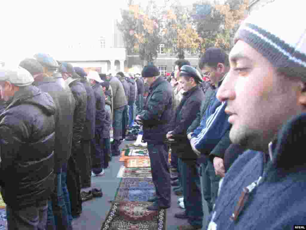 Kyrgyzstan - "Kurman Ait" a Big Muslim Religious Holiday, Also Known as Eid al-Adha (or the “Feast of Sacrifice”).  27Nov2009