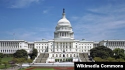 АКШ Конгрессинин имараты болгон Капитолийдин батыш өңүрү. Вашингтон. 1997-жыл.