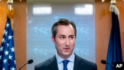 Мэтью Миллер.