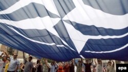 Эксперты напоминают, что внеблоковый статус для Грузии автоматически означает отказ от евроатлантической интеграции