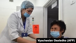 Кыргызстанда коронавируска каршы эмдөө 29-мартта башталган.