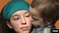 Наталья Сокол, как и ее полуторагодовалый сын, оказались в числе задержанных 31 марта 