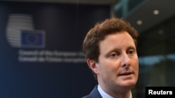 Ֆրանսիայի հարցերով նախարար Կլեման Բոնը, արխիվ: 