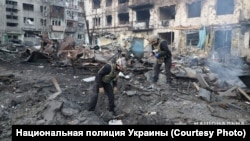 Наслідки удару армії РФ у Добропіллі, 8 березня 2025 року