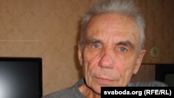 Алесь Наўроцкі