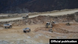 Armenia - Open-pit mining at Teghut copper deposit, 20Dec2014.