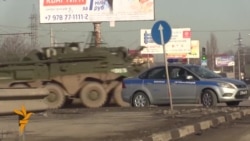 Акмәчет урамнарына авыр хәрби техника тулды