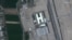 Снимок во спутника лагеря, в котором содержатся афганские военные летчики в Термезе, 29 августа 2021 год.