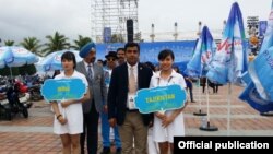 Tajik delegation in Vietnam 