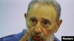 83-летний Фидель Кастро говорит медленне, чем прежде, но от антиамериканской риторики не отказывается