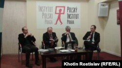 Вишеградська четвірка під час семінару. Прага, 28 січня 2015 року