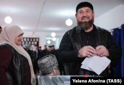 Кадыров Рамзан а, цуьнан нана Кадырова Аймани а