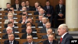 Александр Лукашенко обратился к народу со всей страстью 