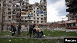 Евакуація людей із Покровська Донецької області, 12 квітня 2025 року (ілюстративне фото)