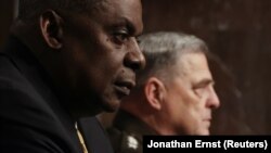 لوید آستن وزیر دفاع و جنرال مارک میلی رئیس کمیتۀ لوی درستیزان امریکا