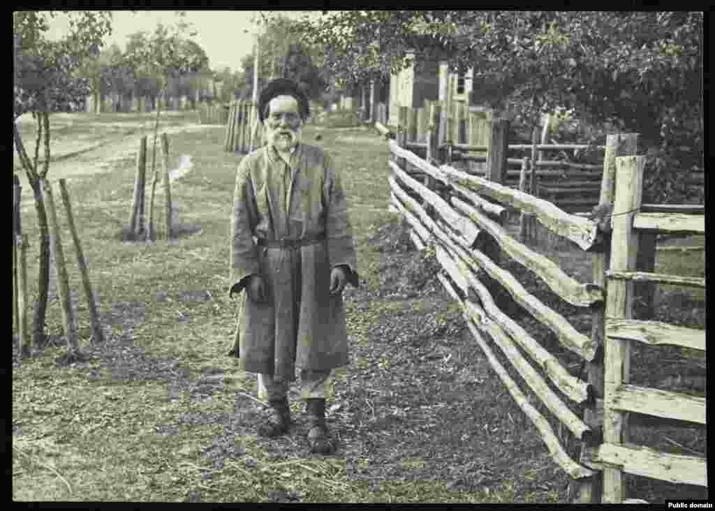 Стары паляшук зь вёскі Дубае