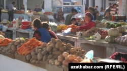 Овощной рынок в Лебапе (фото из архива)