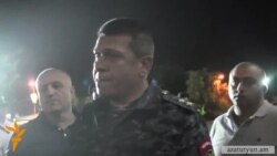 Ոստիկանապետը Ազատության հրապարակում է տեսնում լուսավոր դեմքերի